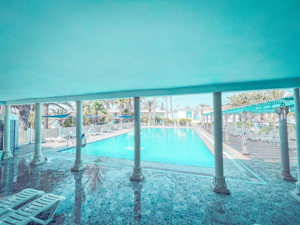 Hotel Oasis Габес Екстериор снимка
